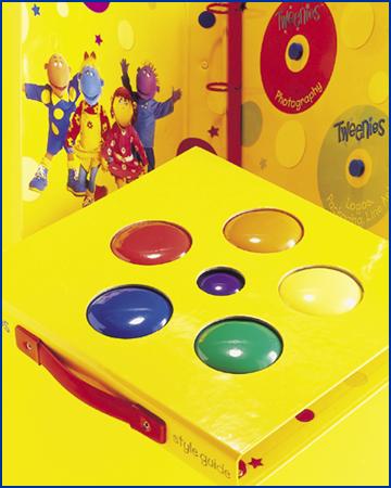 tweenies style guide folder and binder with chunky carry handle, die-cut holes and matching d ring